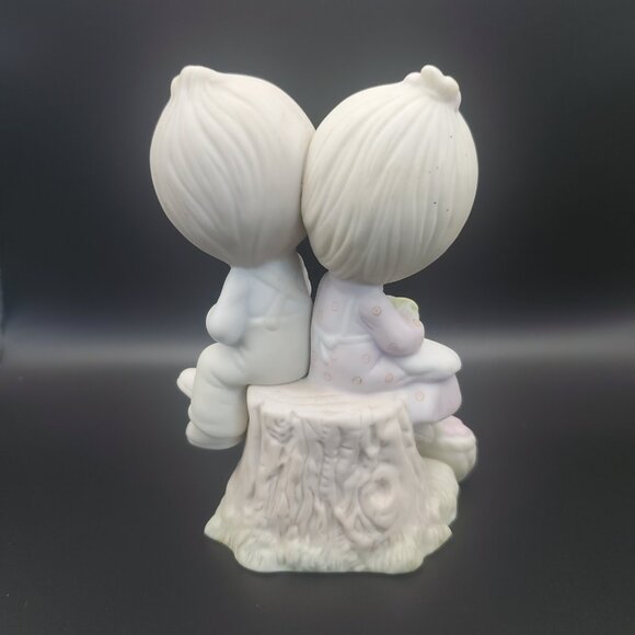 Precious Moments Johnathan & David LOVE ONE ANOTHER Collectible Figurine 1978 - Picture 3 of 6
